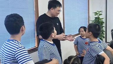 磁片里的国防课！这场实践为孩子们种下家国担当